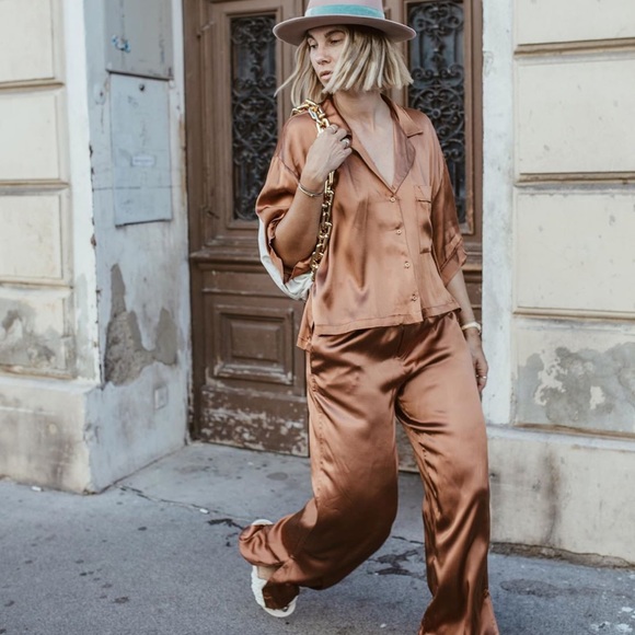 LAST Set-NWT Zara 2-P Satin Pajama Shirt & Pants - Picture 4 of 12